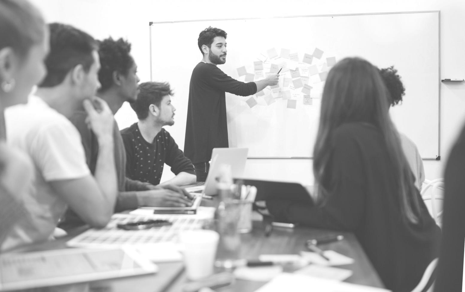 Materiales educativos y recursos de aprendizaje financiero